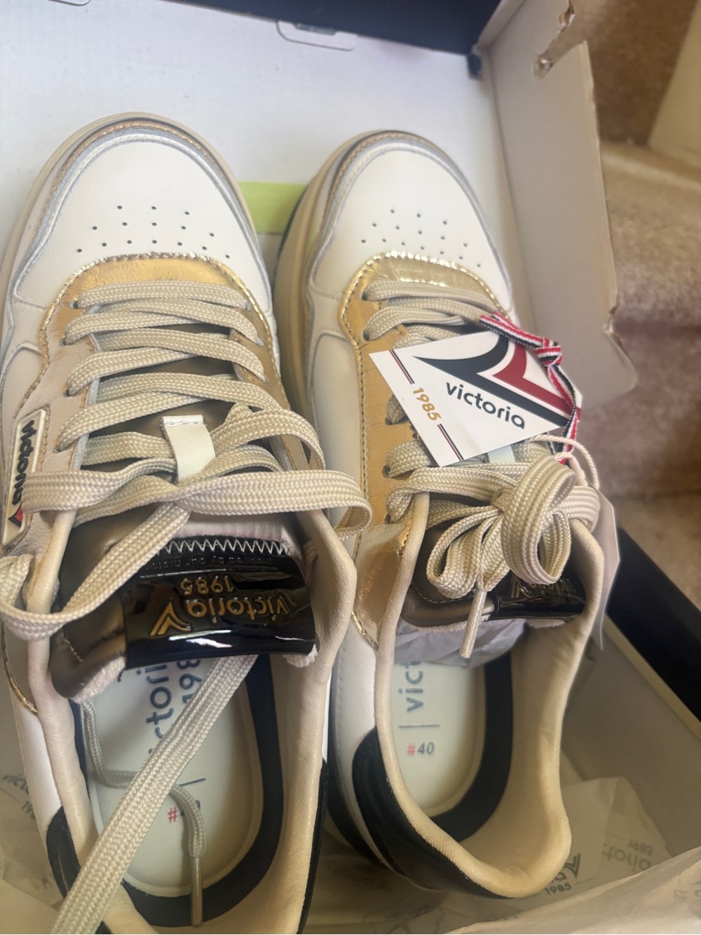 Victoria 1985 C80 White Gold Leather Retro Sneakers EU 40 New in Box